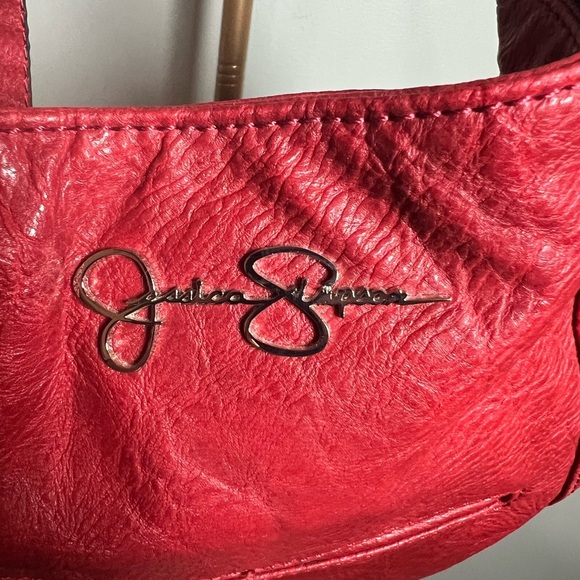 Jessica Simpson Vibrant Red Shoulder Bag with Slouchy Hobo Style - Picture 4 of 4